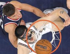 PG在线网站-灰熊险胜青岛队，伦纳德关键制胜