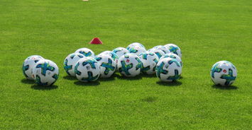 PG电子线上登入-恩菲尔德后防联动升级，力求限制对方攻势