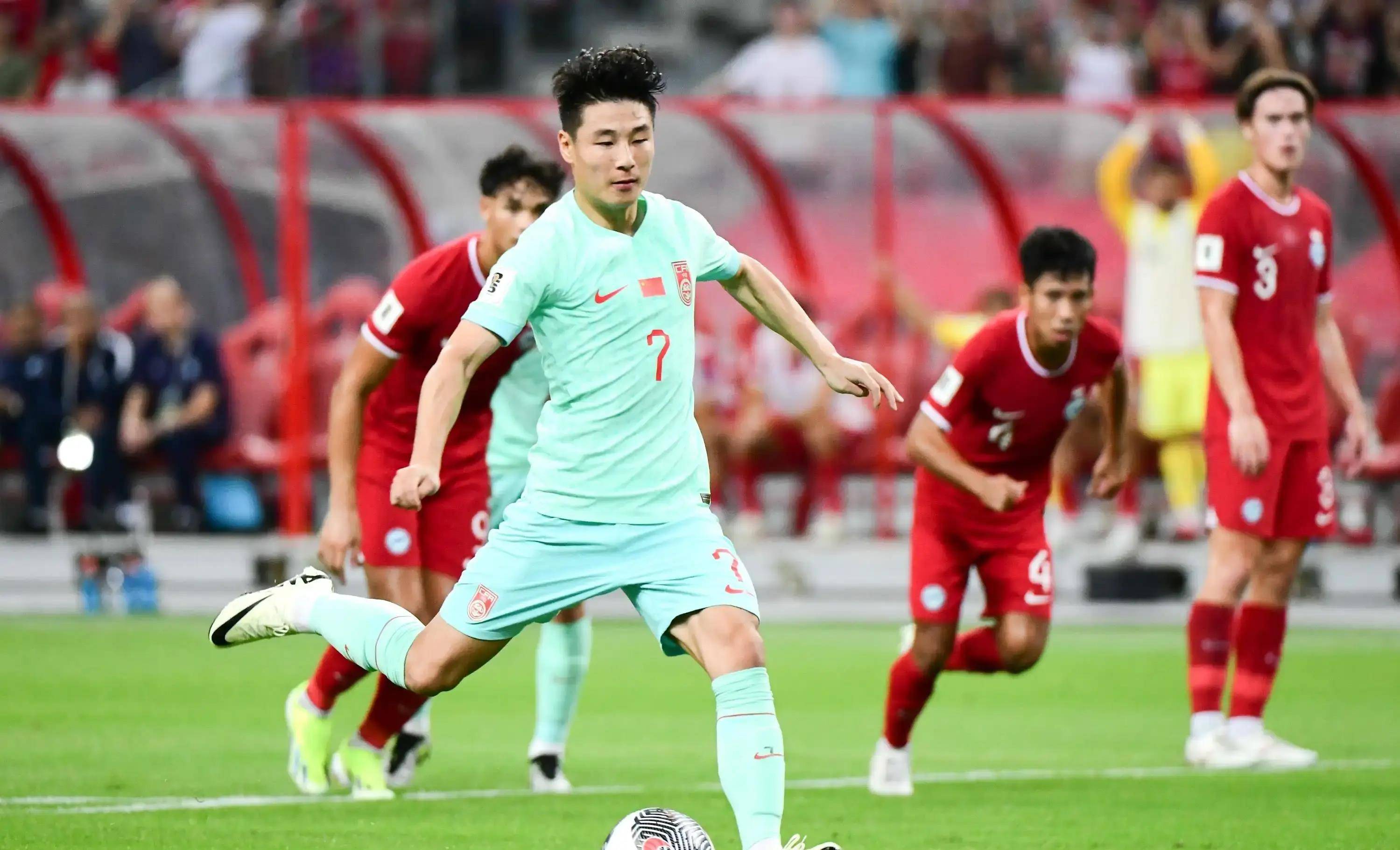 PG Soft Gaming-国内足球比赛继续进行，球员表现亮眼