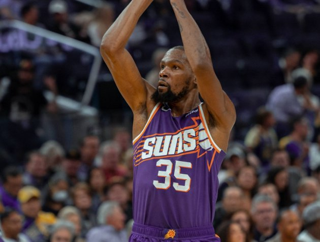 PG电子线上登入-BRO险胜SHR，Canyon线上压制力十足激烈交锋2025世界赛，技惊四座的简单介绍