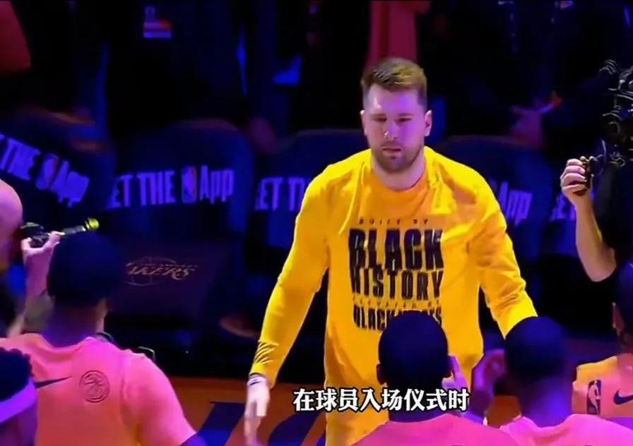 PG平台-爵士惜败湖人，吞下两连败