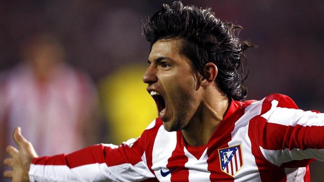 PG电子游戏-曼城绝地反击波兰，阿奎罗高光表现