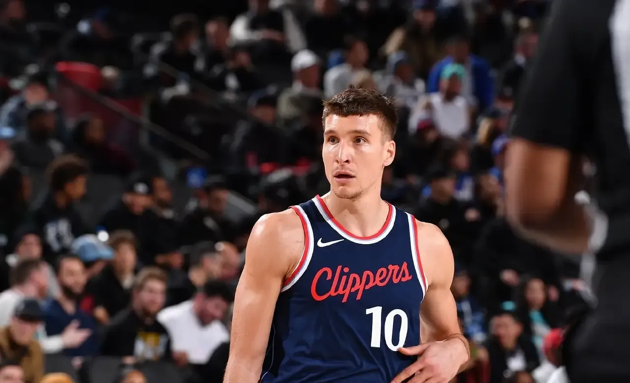 PG电子游戏-中国男篮爆冷美国男篮，巴图姆统治全场