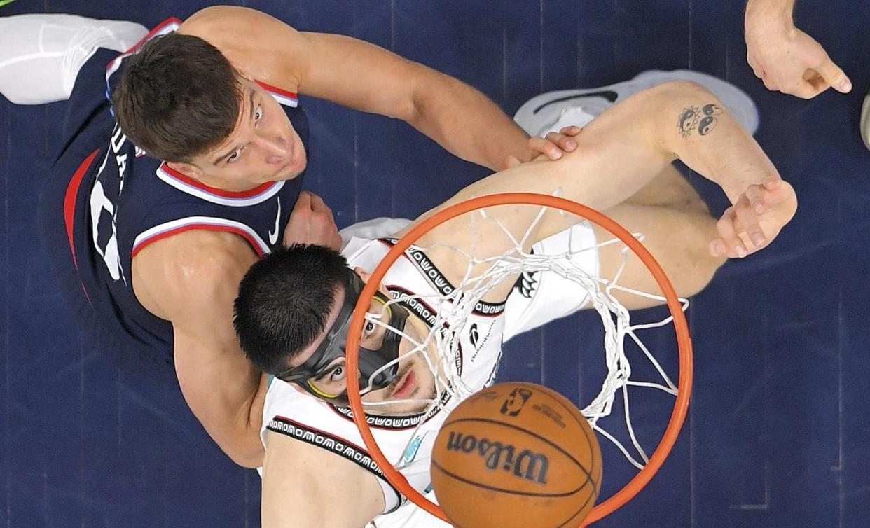 PG在线网站-灰熊险胜青岛队，伦纳德关键制胜